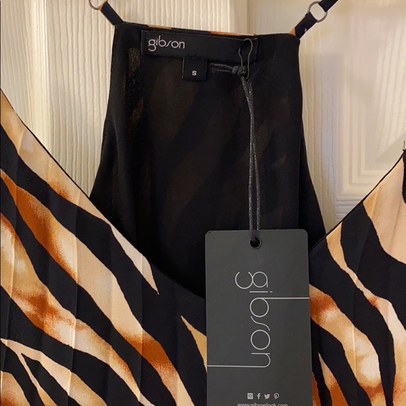 Gibson Pleated Mini Dress NWT - Picture 3 of 5